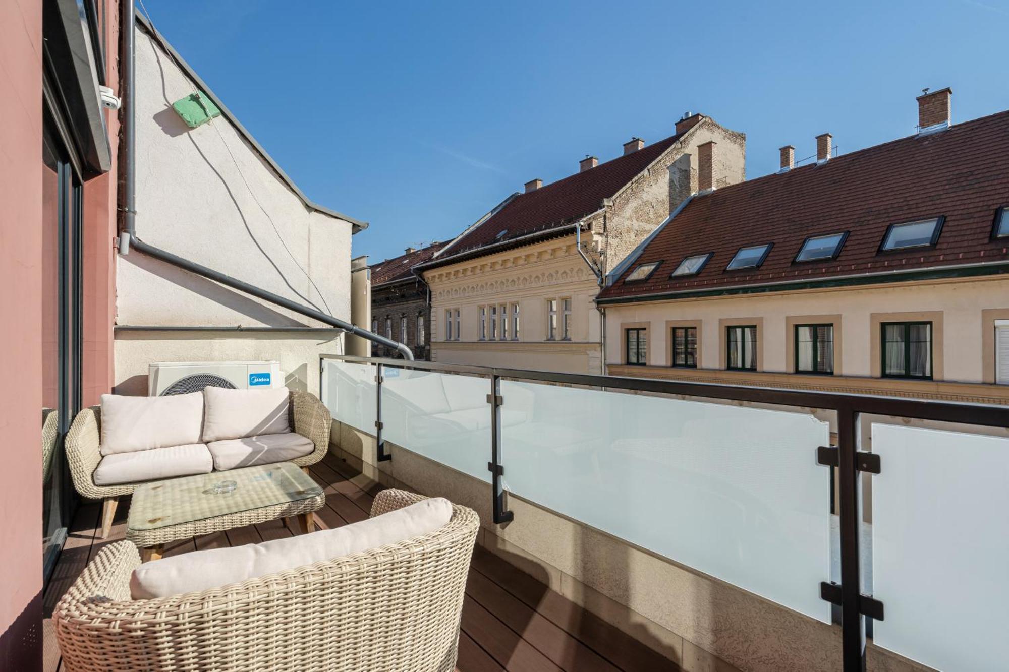 Kiraly 44 Luxury Apartment With Free Parking Budapest Exterior foto