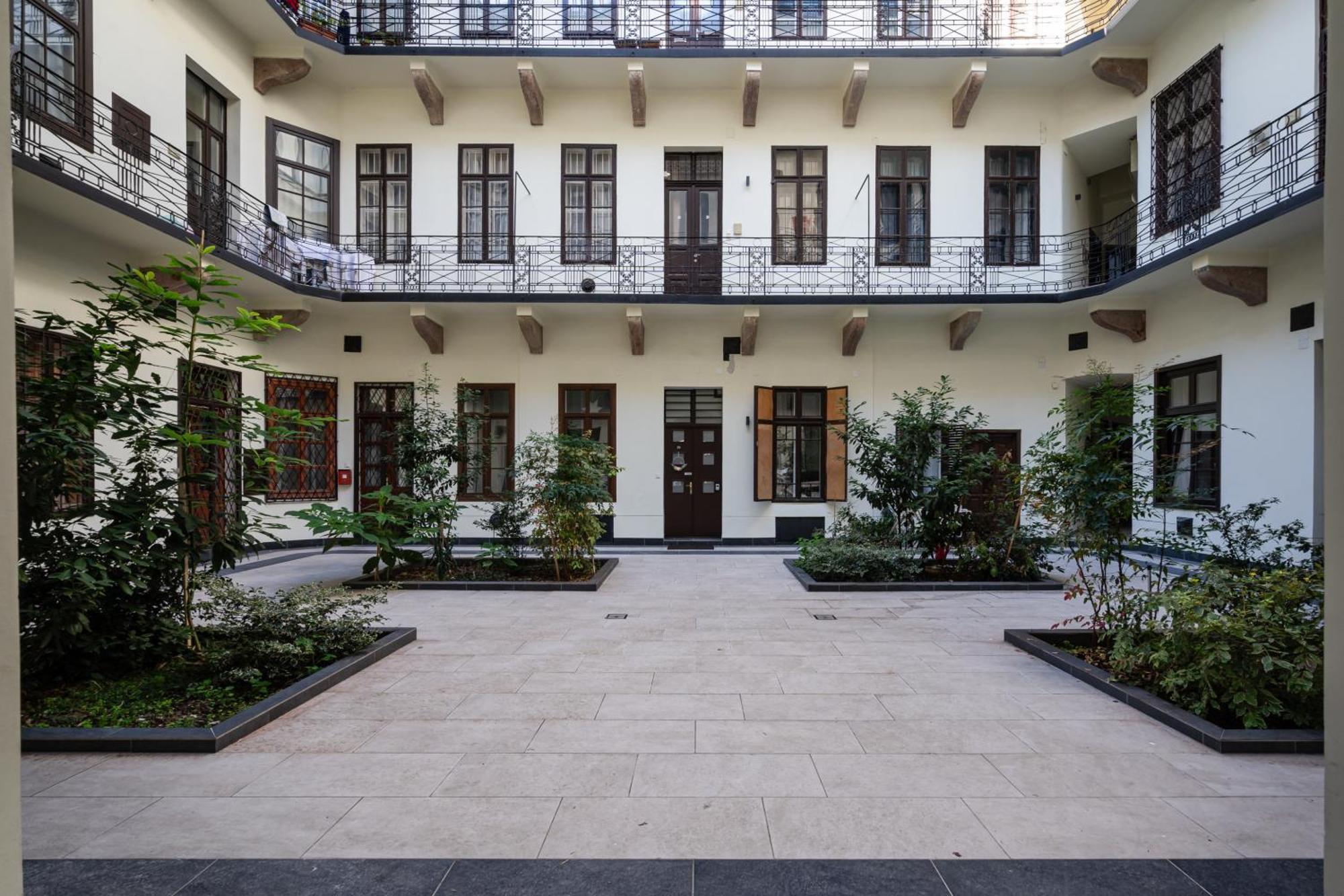 Kiraly 44 Luxury Apartment With Free Parking Budapest Exterior foto